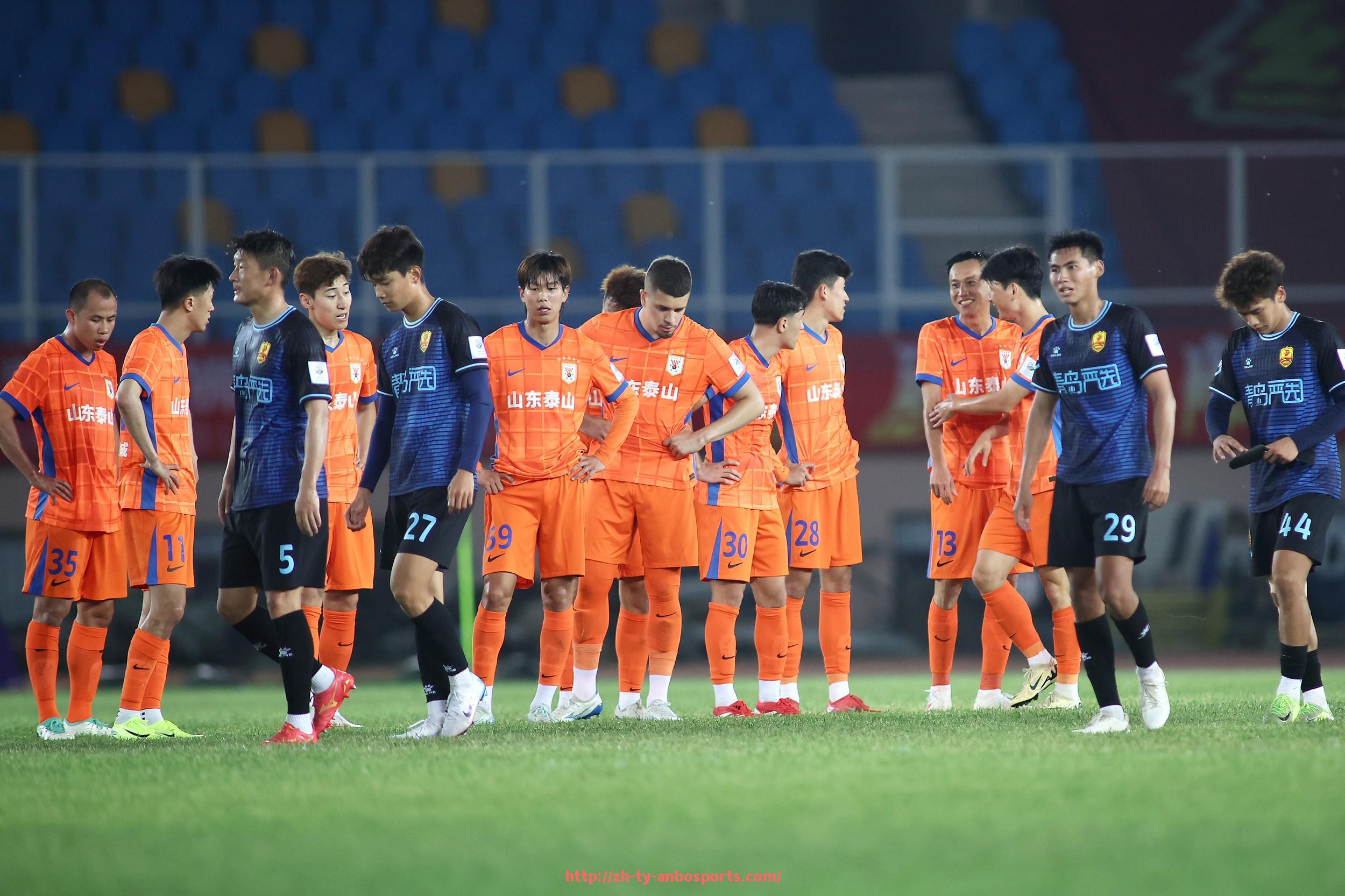 安博体育官网-2018火箭队对掘金比赛战况与关键时刻回顾