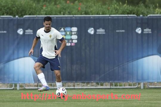 安博体育官网-法甲各阶段进球榜单及球队进攻效率对比